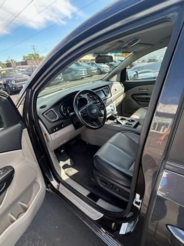 2021 Kia Sedona EX