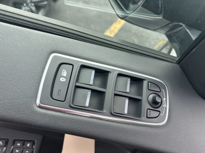 2018 Jaguar F-PACE 25t Premium