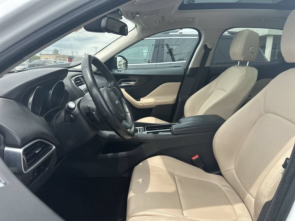 2018 Jaguar F-PACE 25t Premium