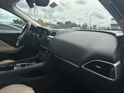 2018 Jaguar F-PACE 25t Premium