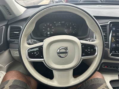 2020 Volvo XC90 T6 Momentum 6 Passenger