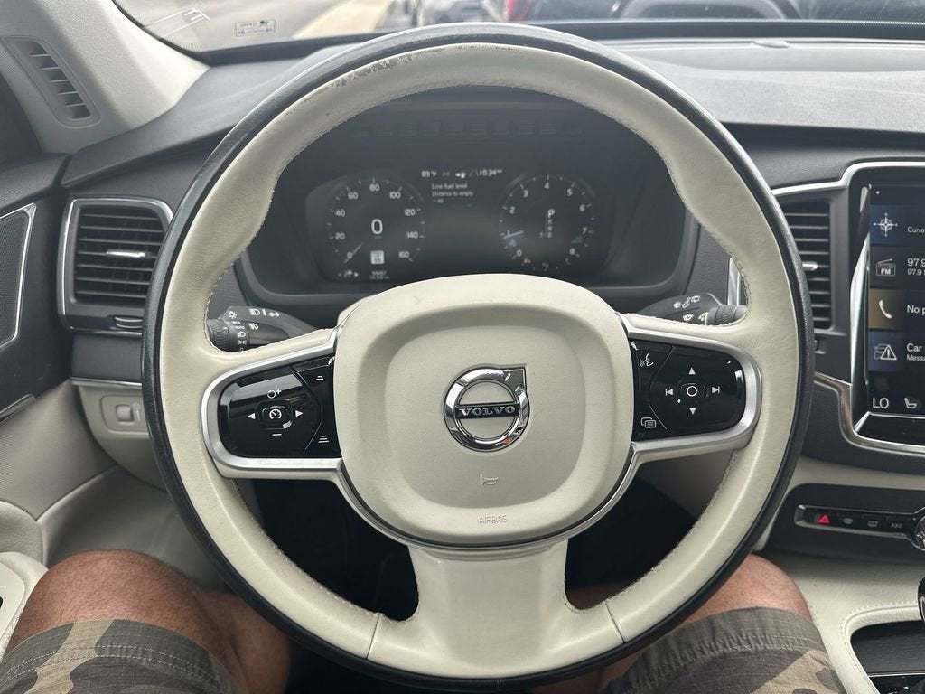 2020 Volvo XC90 T6 Momentum 6 Passenger