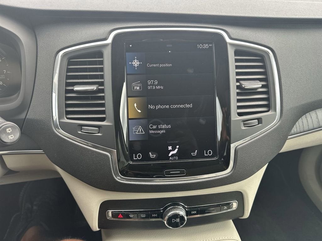 2020 Volvo XC90 T6 Momentum 6 Passenger