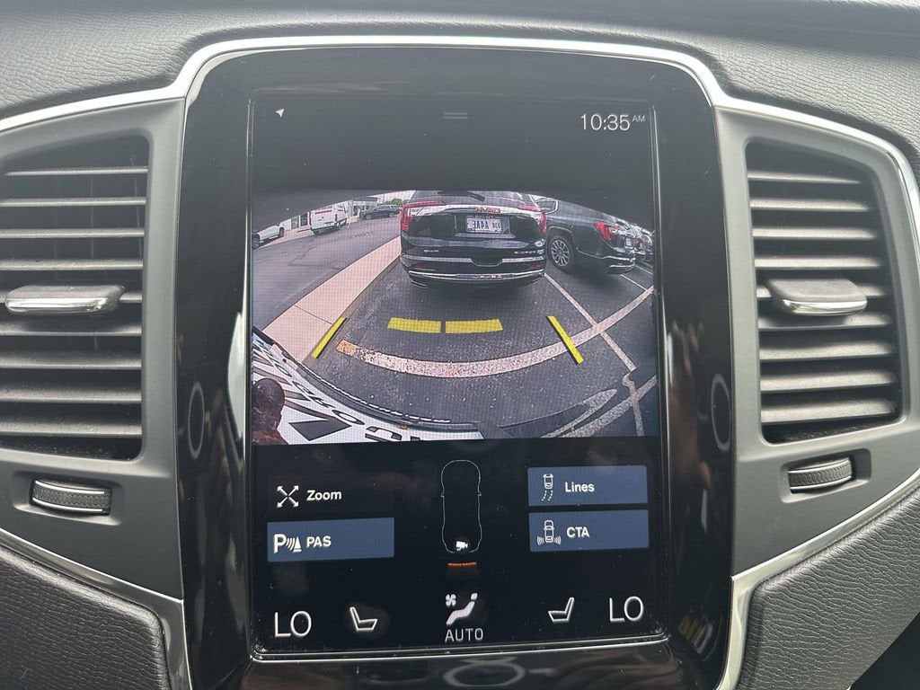 2020 Volvo XC90 T6 Momentum 6 Passenger