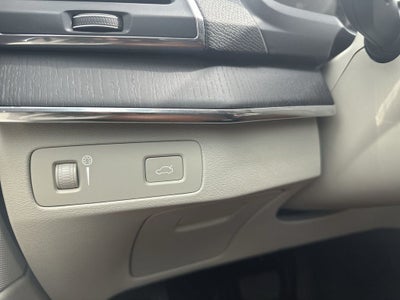 2020 Volvo XC90 T6 Momentum 6 Passenger