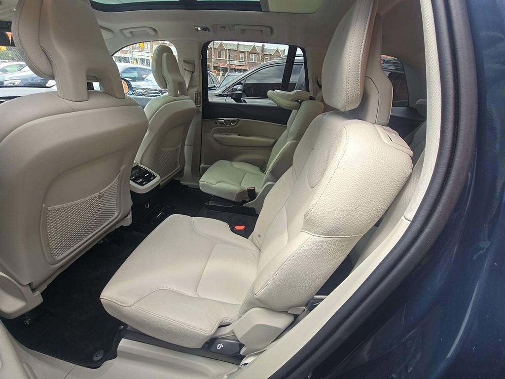 2020 Volvo XC90 T6 Momentum 6 Passenger