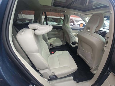 2020 Volvo XC90 T6 Momentum 6 Passenger