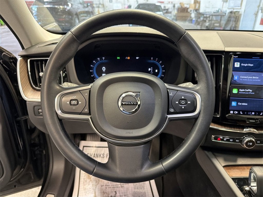 2022 Volvo XC60 Momentum