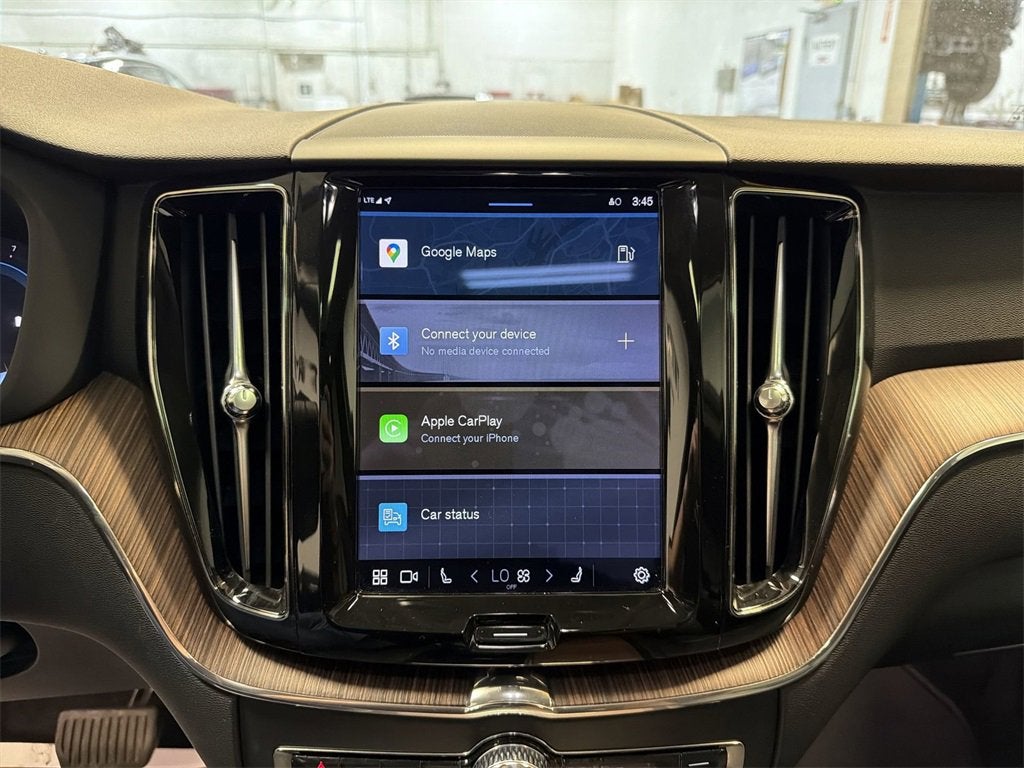 2022 Volvo XC60 Momentum