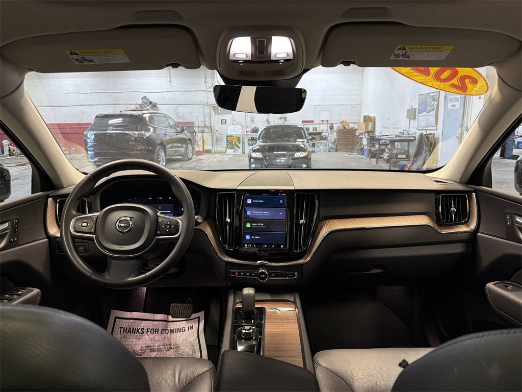 2022 Volvo XC60 Momentum