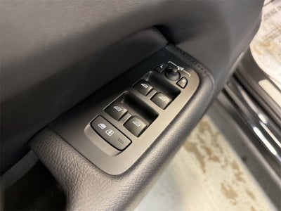 2022 Volvo XC60 Momentum