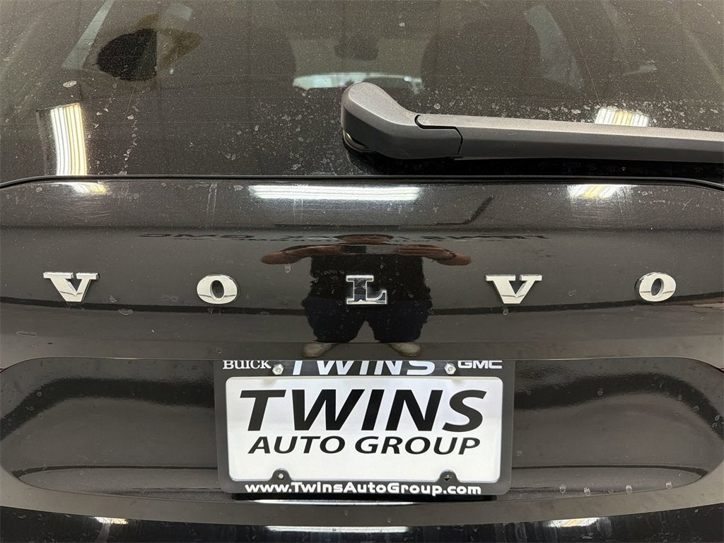 2022 Volvo XC60 Momentum