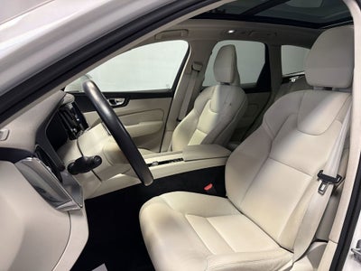 2023 Volvo XC60 Core