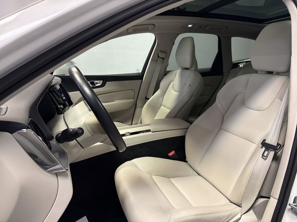 2023 Volvo XC60 Core