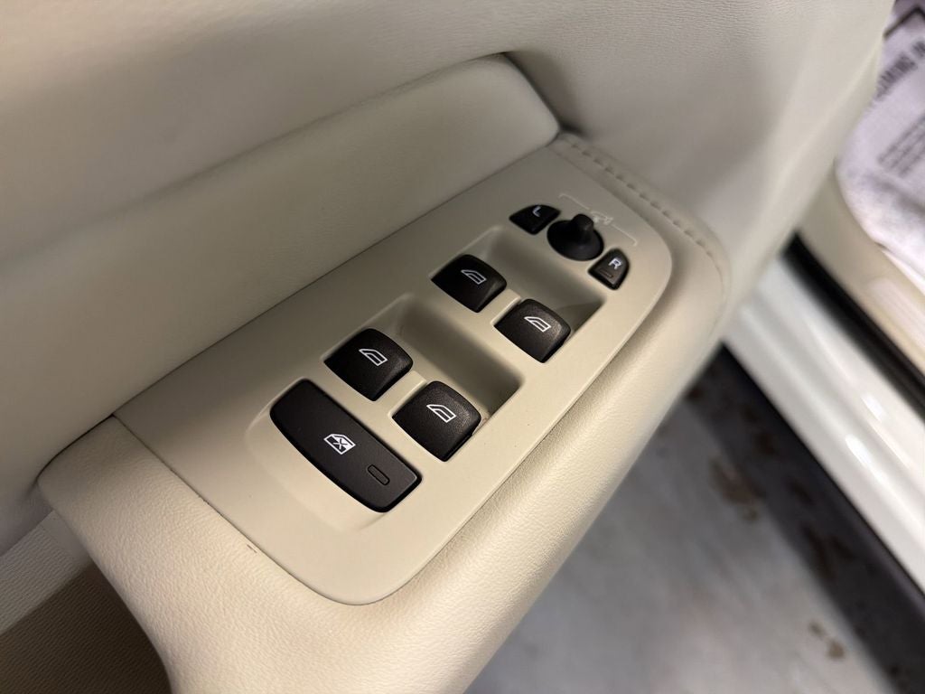 2023 Volvo XC60 Core